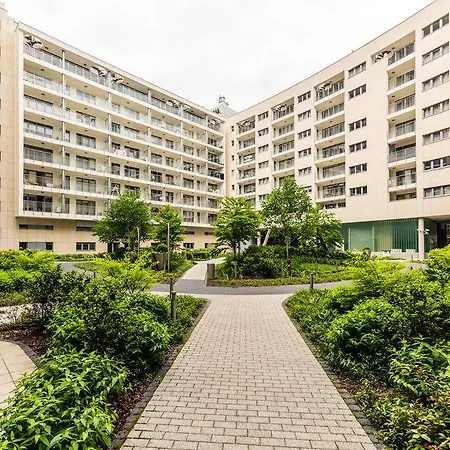 Browary Warszawskie P&o Serviced *